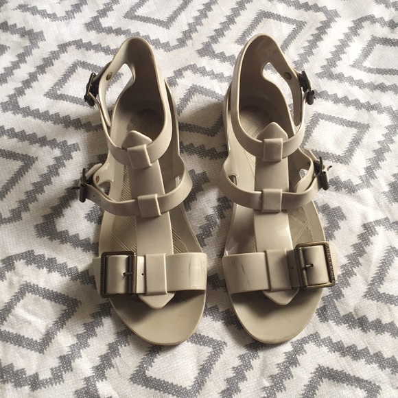 Burberry taupe sandals - Picture 1 of 8